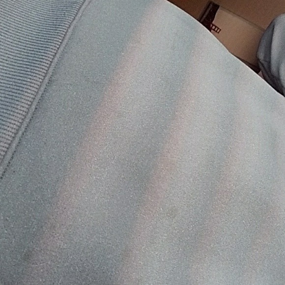 Under armor hoodie - Picture 2 of 4